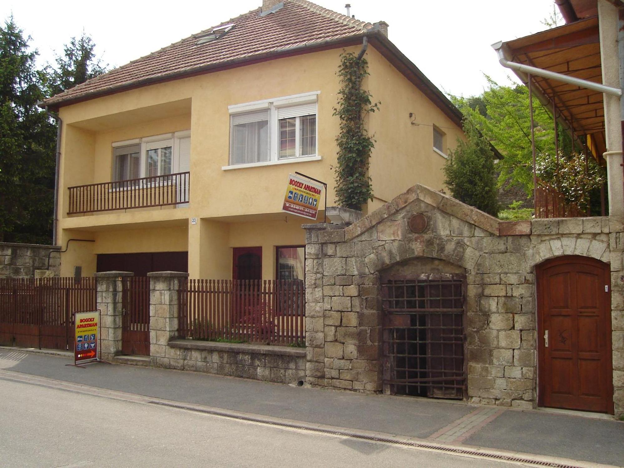 Bogoly Apartman Apartment Tokaj Exterior photo